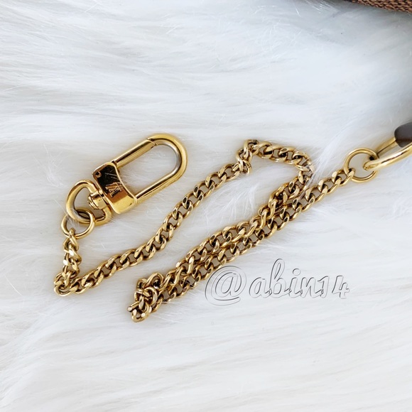 Louis Vuitton Mini Pochette Accessoires Damier Ebene - Picture 6 of 13